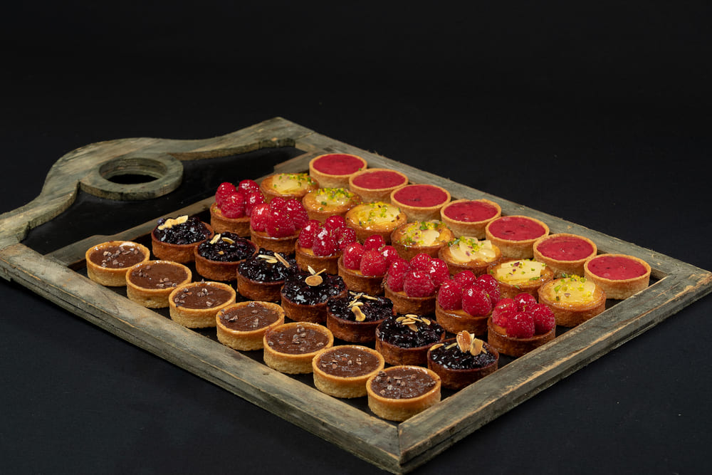 plateau de choix de desserts